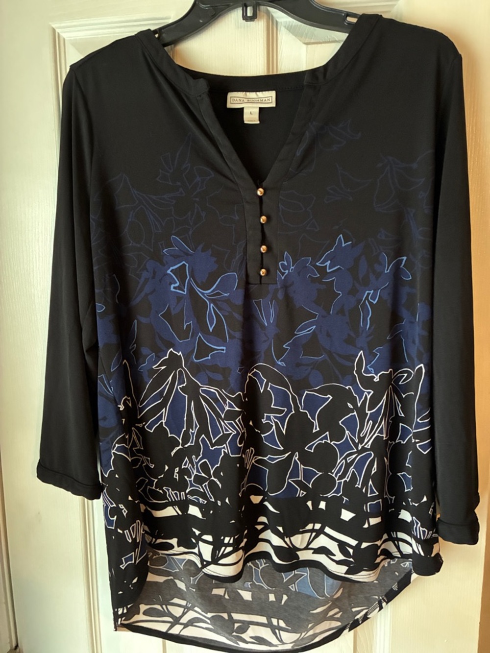 Dana Buchman Black and Navy Floral V-Neck Tunic large